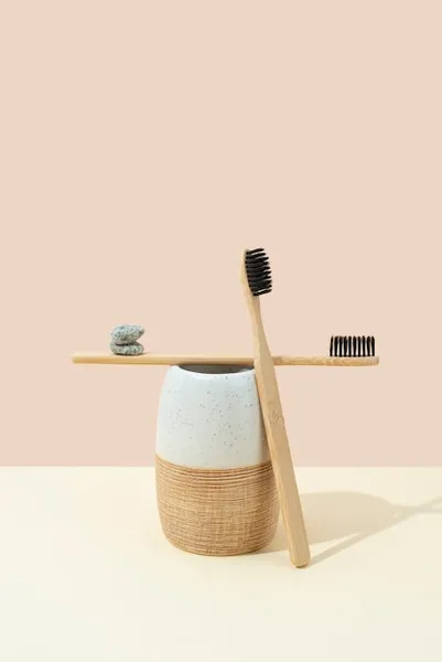 Des outils innovants pour une hygiene bucco dentaire profonde et efficace 1