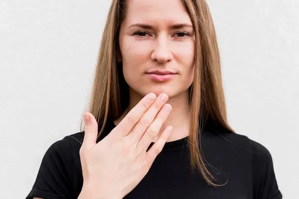 pose couronne sur implant douleur