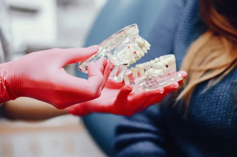 implants dentaires avec orthodontie - compatibilité et options de traitement